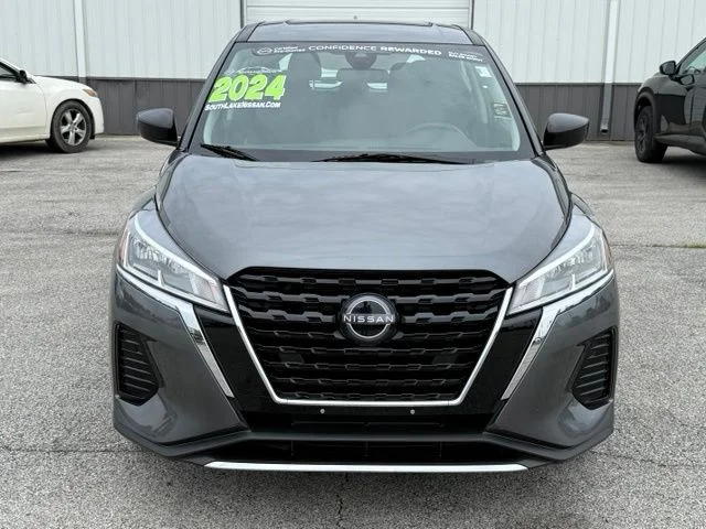 Certified Used 2024 Gray Nissan S image 2