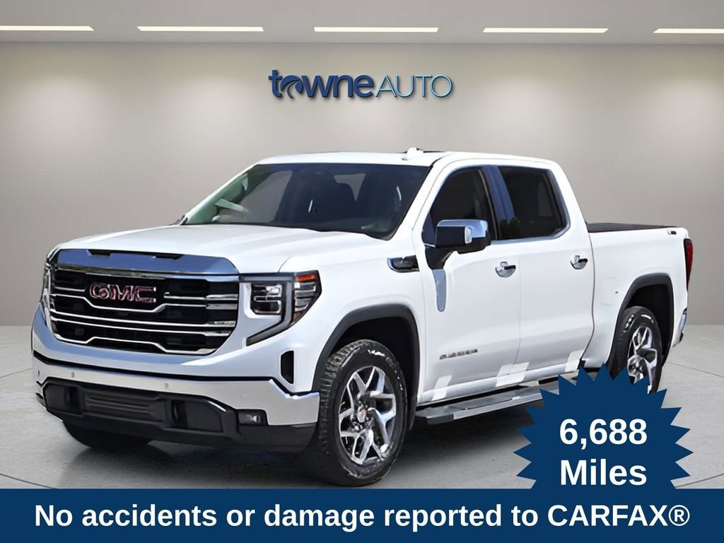 Used 2024 White Frost Tricoat GMC SLT image 1