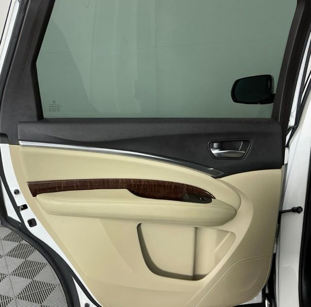Used 2018 White Diamond Pearl Acura MDX image 20
