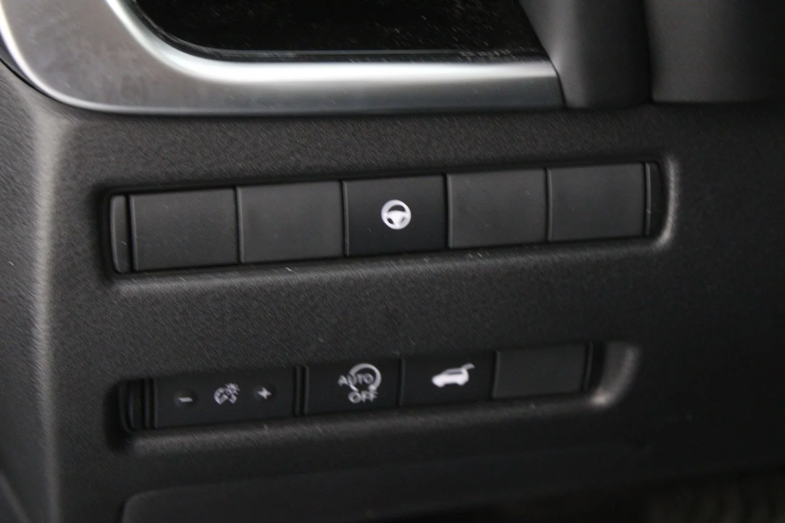 Used 2023 Gray Nissan SL image 17