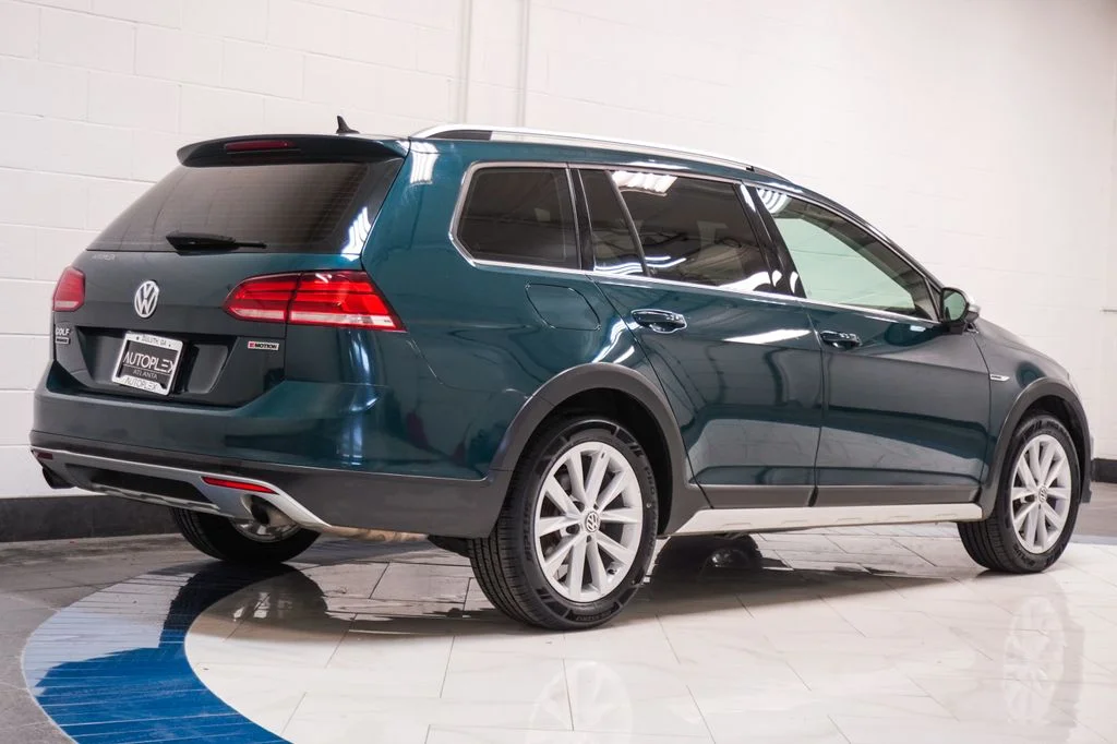 Used 2019  Volkswagen TSI S image 37