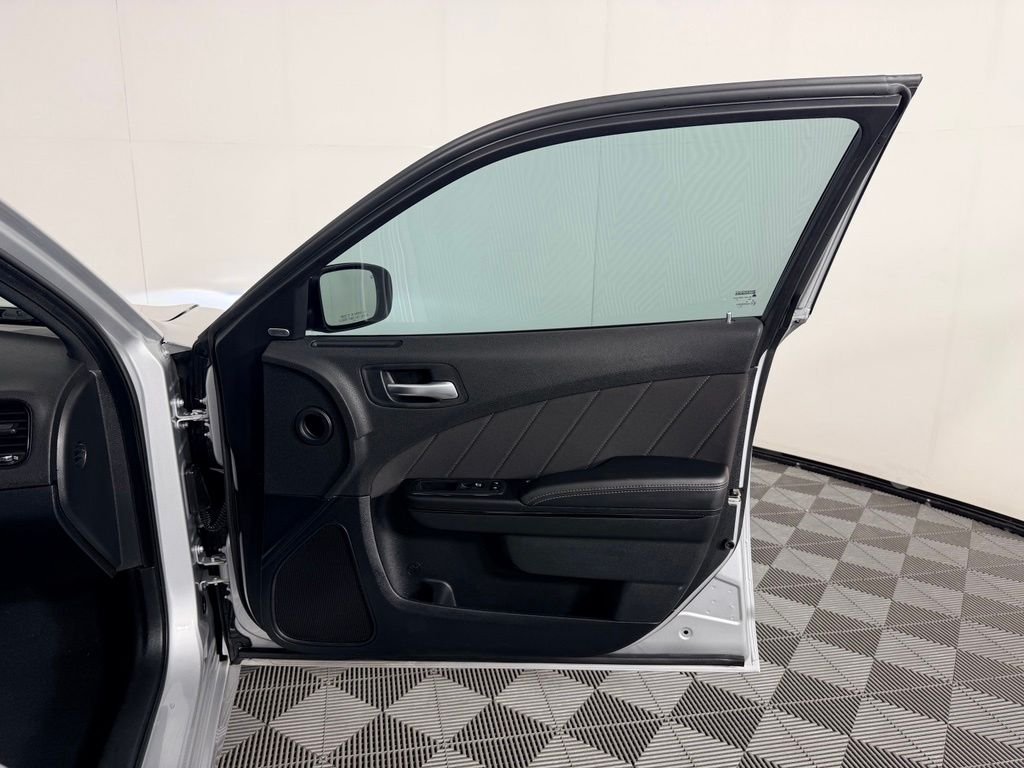 Certified Used 2023  Dodge R/T image 36
