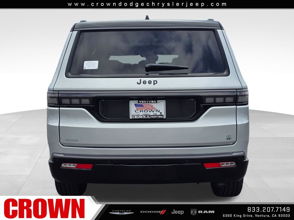 New 2026 Silver-Zynith Exterior Paint Jeep 85th Anniversary Edition image 6