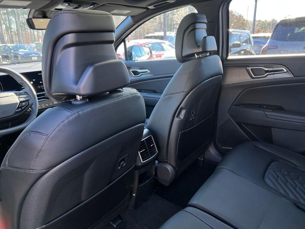 New 2026 Wolf Gray Kia X-Line image 26