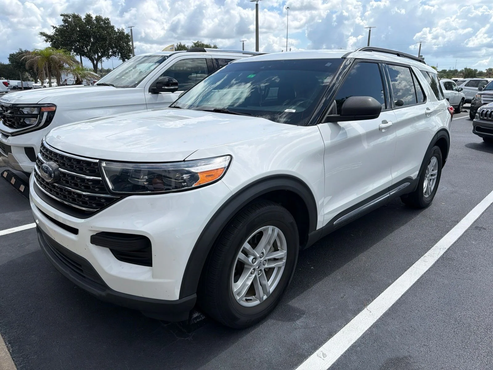 Certified Used 2022 White Ford XLT image 3