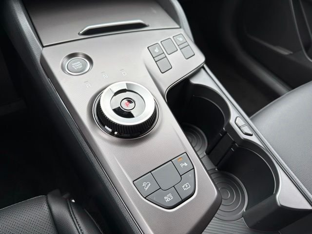 New 2027 Black Kia EX image 18