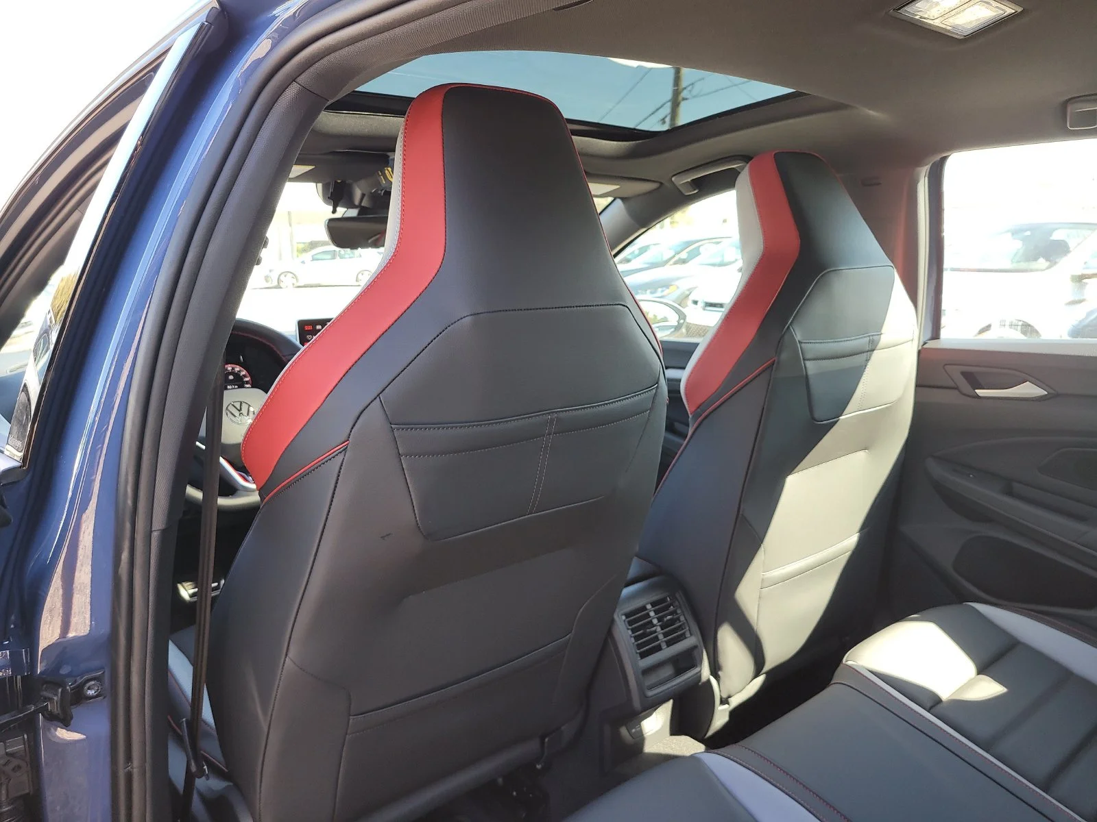 New 2026 Slate Blue Metallic Volkswagen 2.0T SE image 14