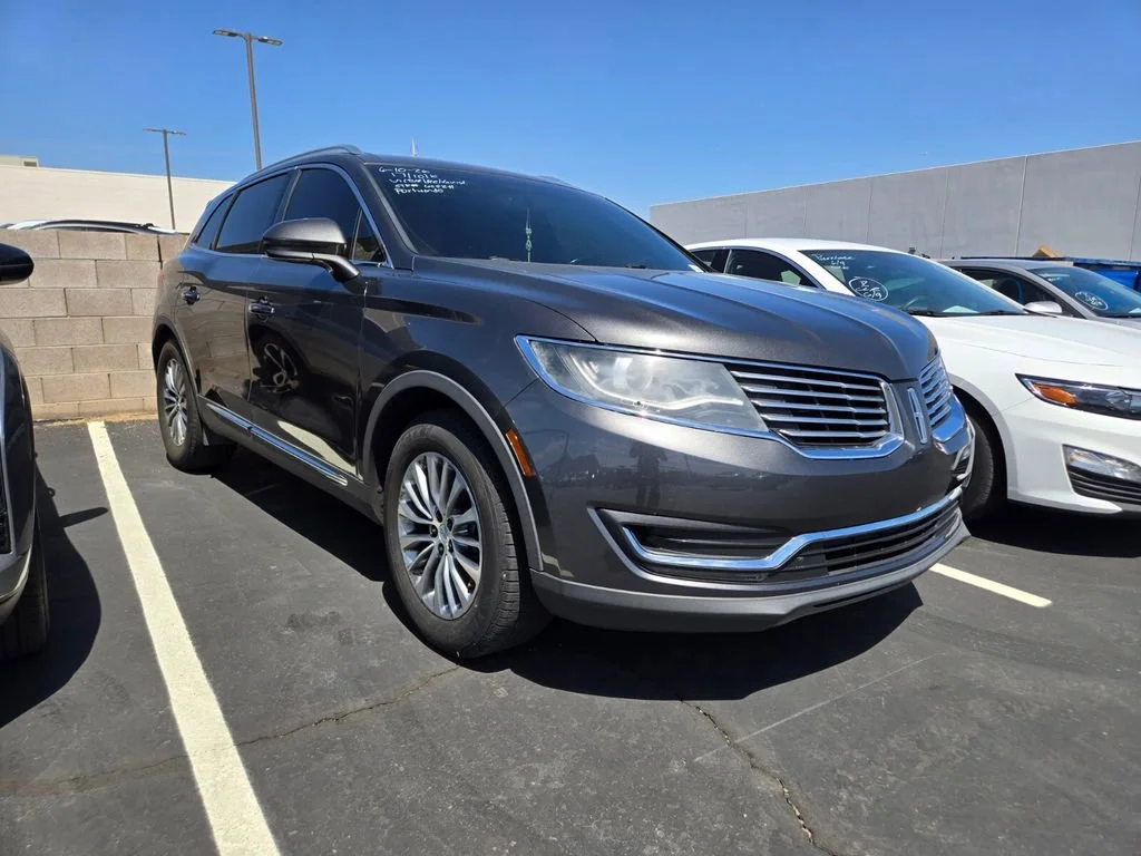 Used 2017 Magnetic Gray Metallic Lincoln Select image 1