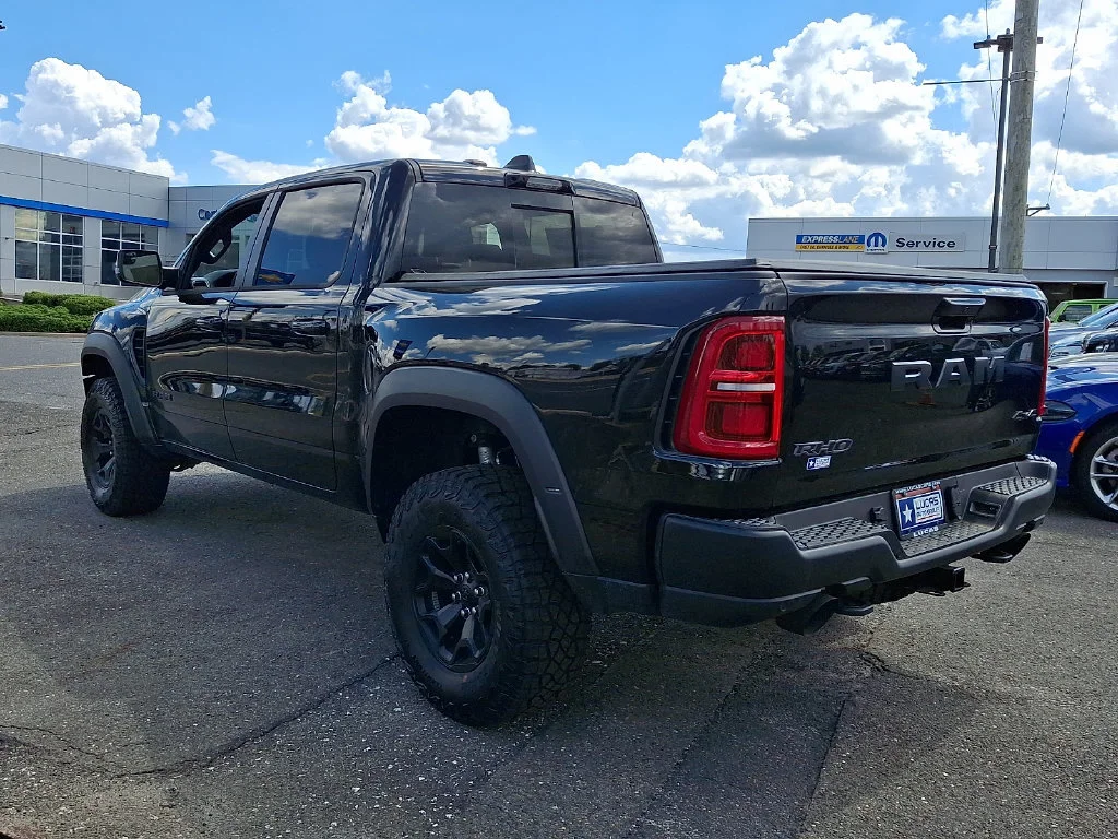 New 2026 Diamond Black Crystal Pearl-Coat Exterior Paint RAM RHO image 6