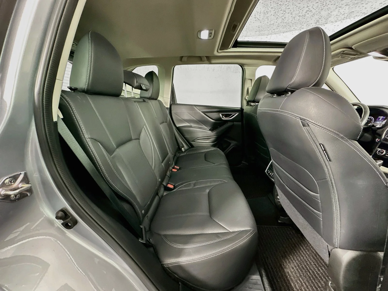 Used 2023 Ice Silver Metallic Subaru Touring image 29