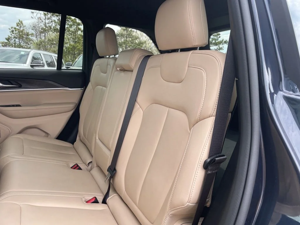 Used 2024 Black Jeep Limited image 31