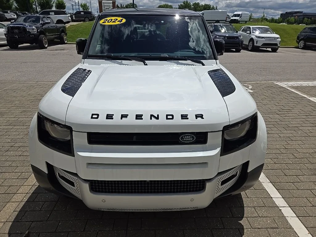 Certified Used 2024 White Land Rover S image 2