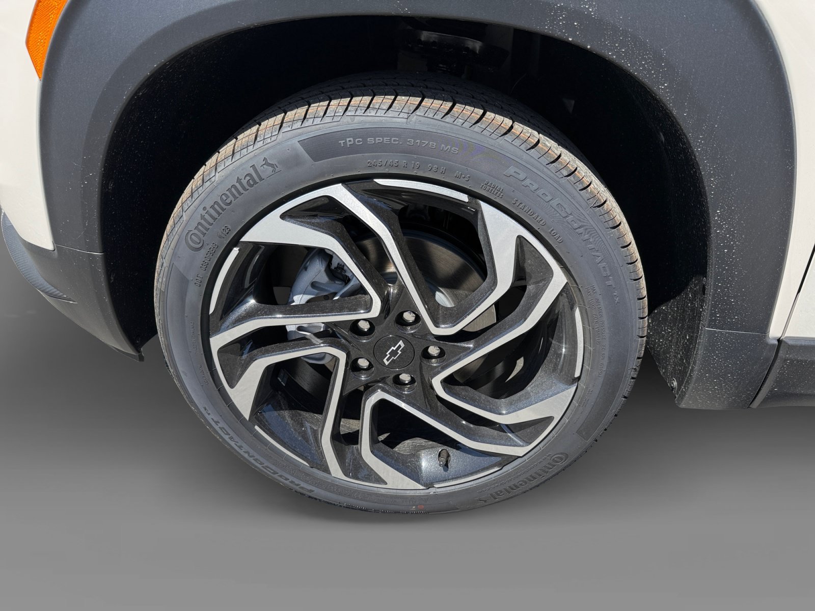 New 2026 White Sands Chevrolet RS image 9