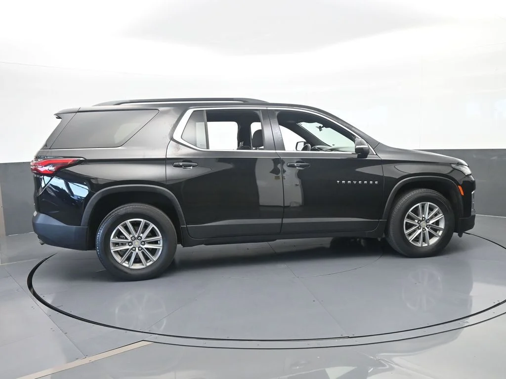 Used 2023 Mosaic Black Metallic Chevrolet LT image 7