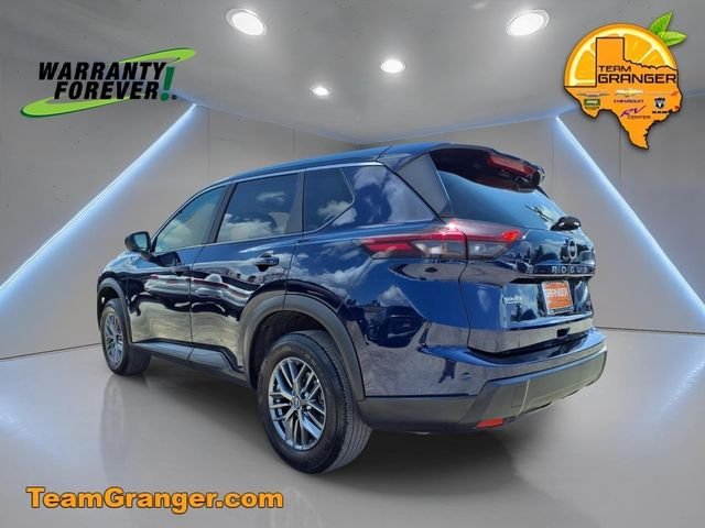 Used 2026 Blue Nissan SV image 4