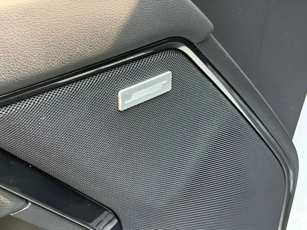 Used 2024 Summit White GMC AT4 image 18