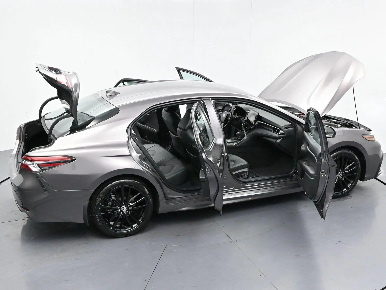 Used 2022 Predawn Gray Mica Toyota XSE image 42