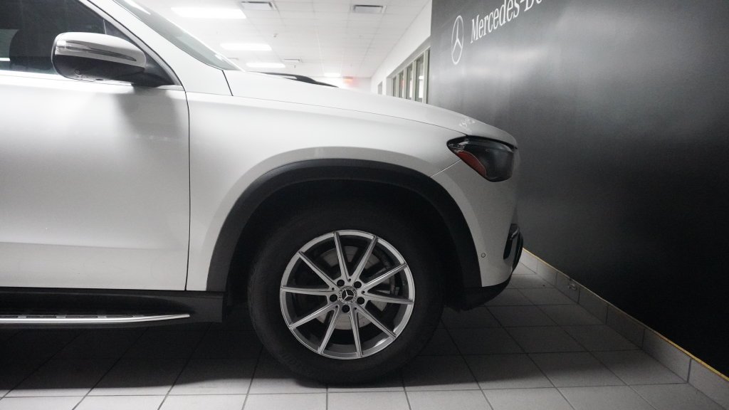 Certified Used 2024 Black Mercedes-Benz GLE 350 image 25