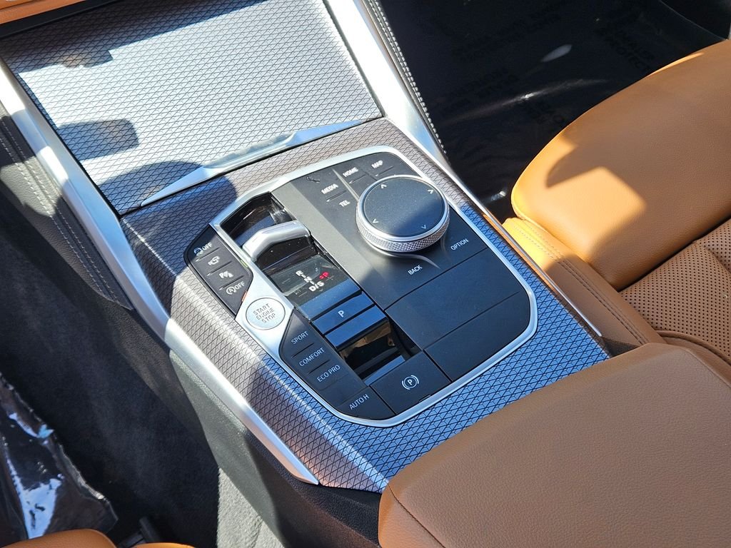 Used 2025 Mineral White Metallic BMW M440i xDrive image 22