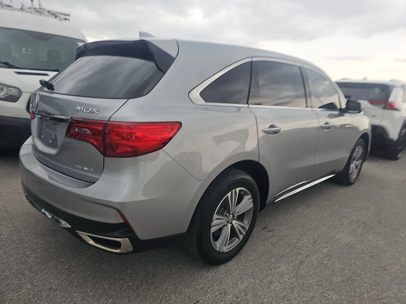 Used 2020 Lunar Silver Metallic Acura 3.5L image 4