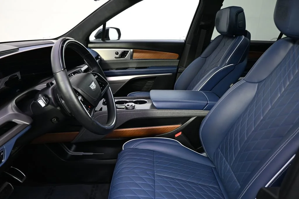 2026 Cadillac VISTIQ Premium Luxury - Photo 13