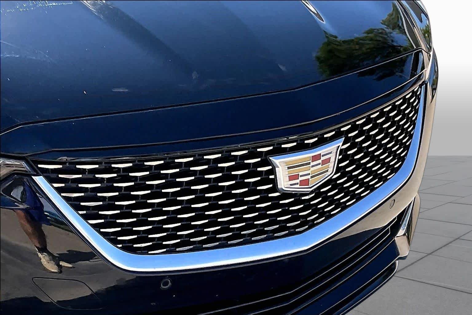 Used 2023 Black Raven Cadillac Premium Luxury image 29