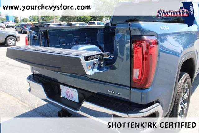 Used 2024 Blue GMC SLT image 6