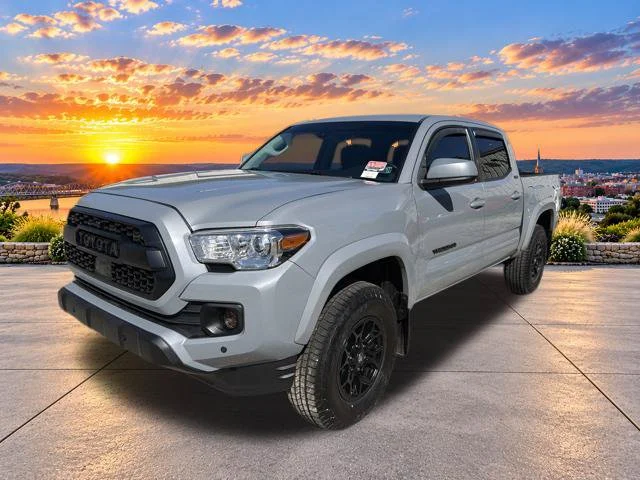 Used 2021 Gray Toyota SR5 image 9