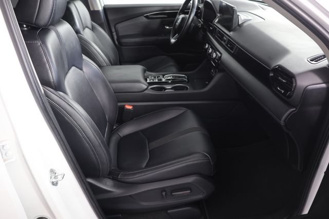 Used 2023 Platinum White Pearl Honda Touring image 26