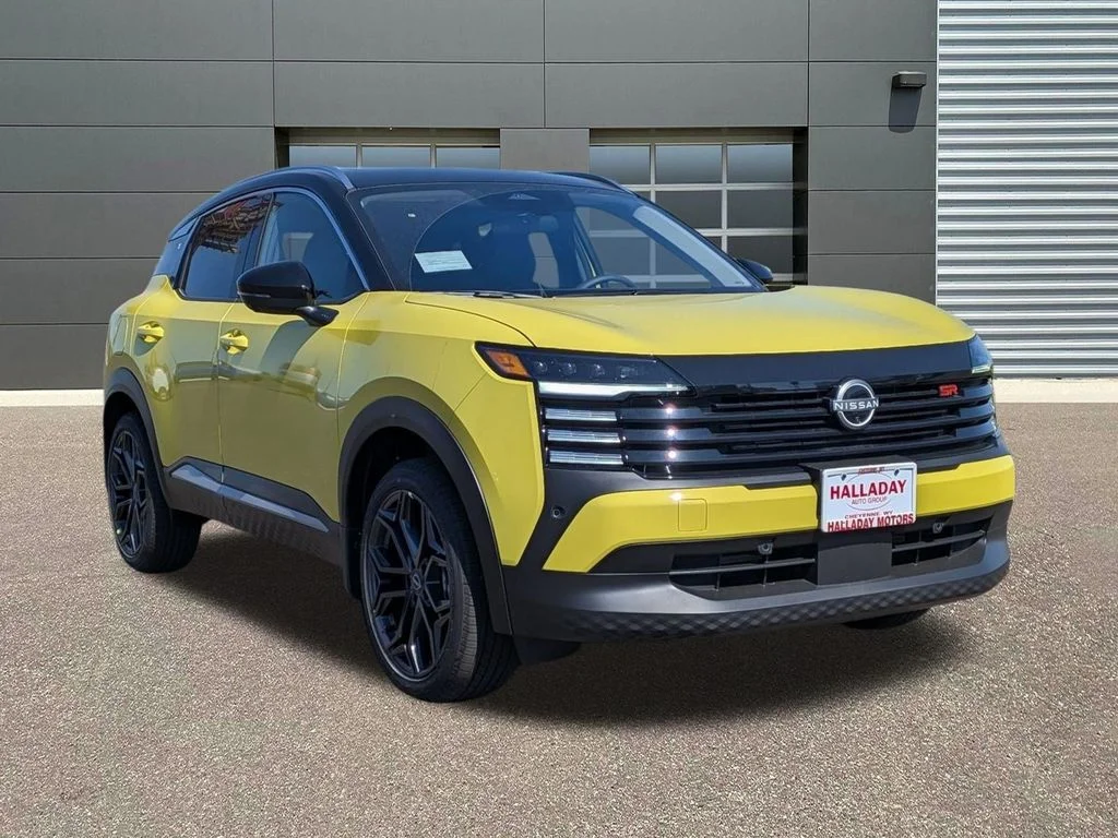 New 2026 Yuzu Yellow Metallic / Super Black Two-tone Nissan SR image 3