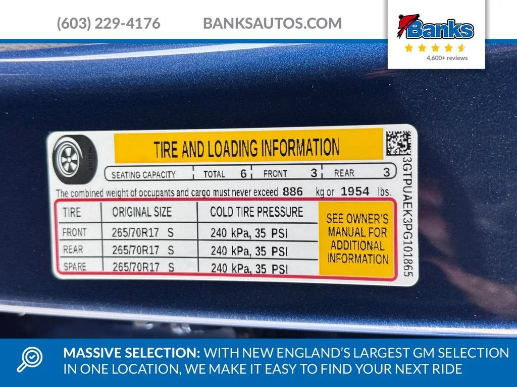 Used 2023 Pacific Blue Metallic GMC Pro image 8