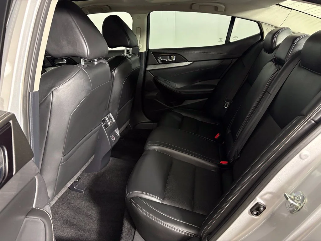 Used 2018 Silver Nissan 3.5 SL image 34