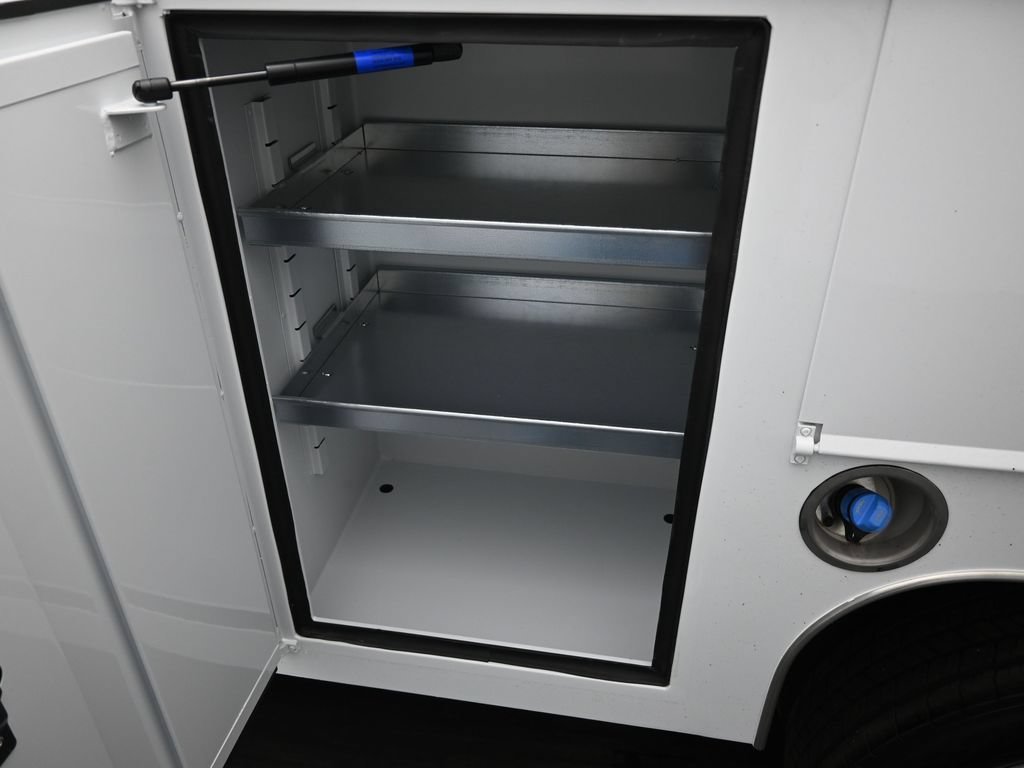 New 2026 Oxford White Ford XL image 34