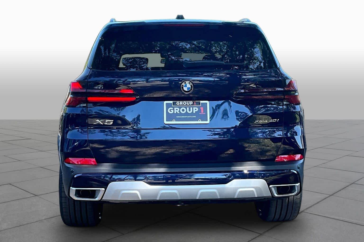 New 2026 Tanzanite Blue II Metallic BMW xDrive40i image 4