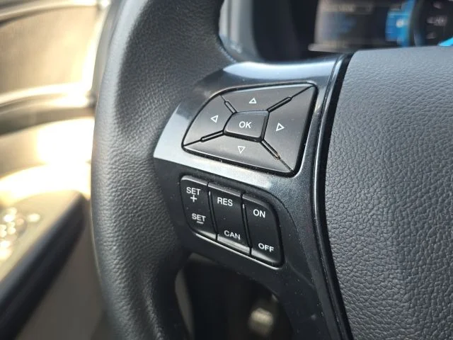 Used 2018 Gray Ford XLT image 40