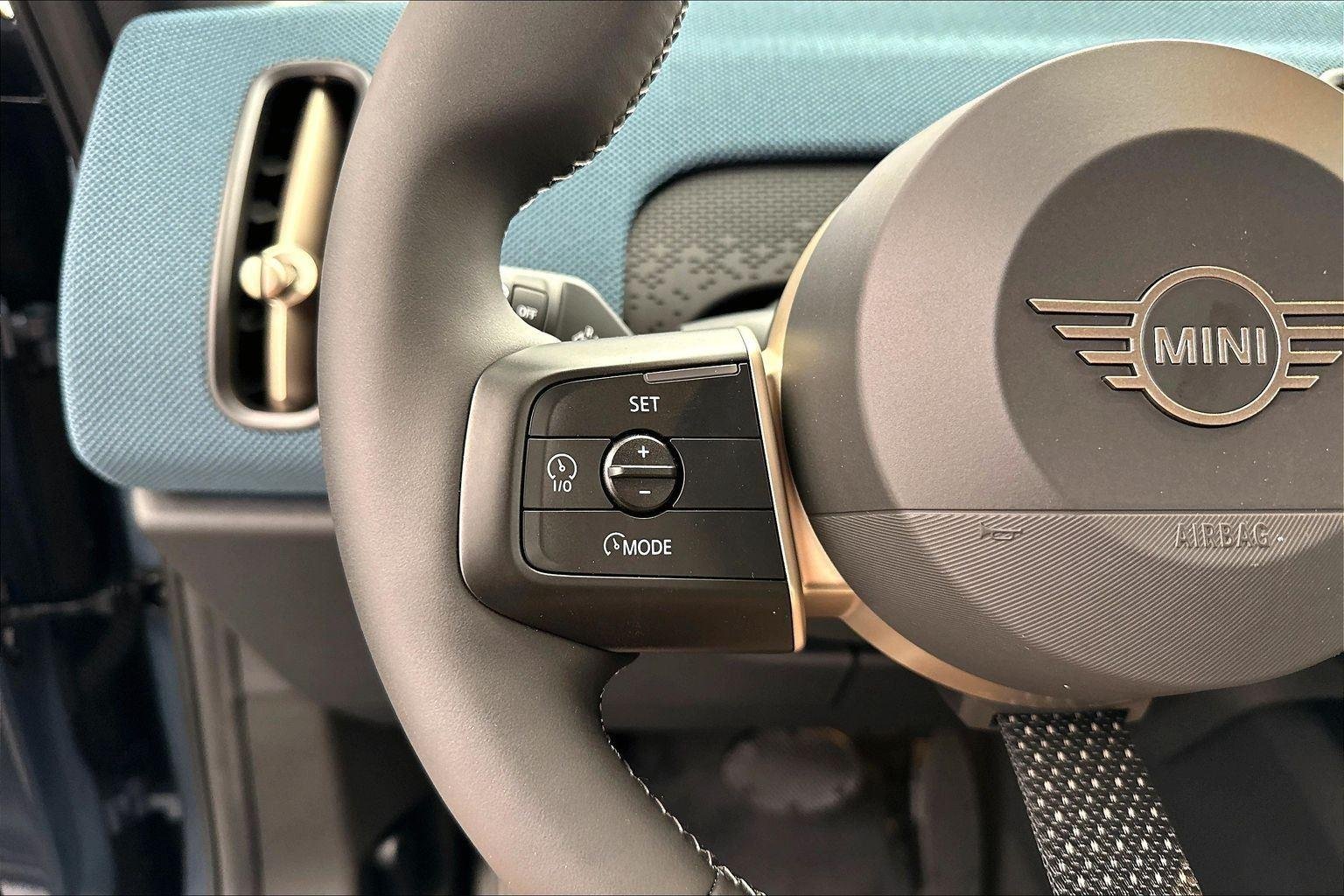 New 2027 Slate Blue Metallic MINI S image 15
