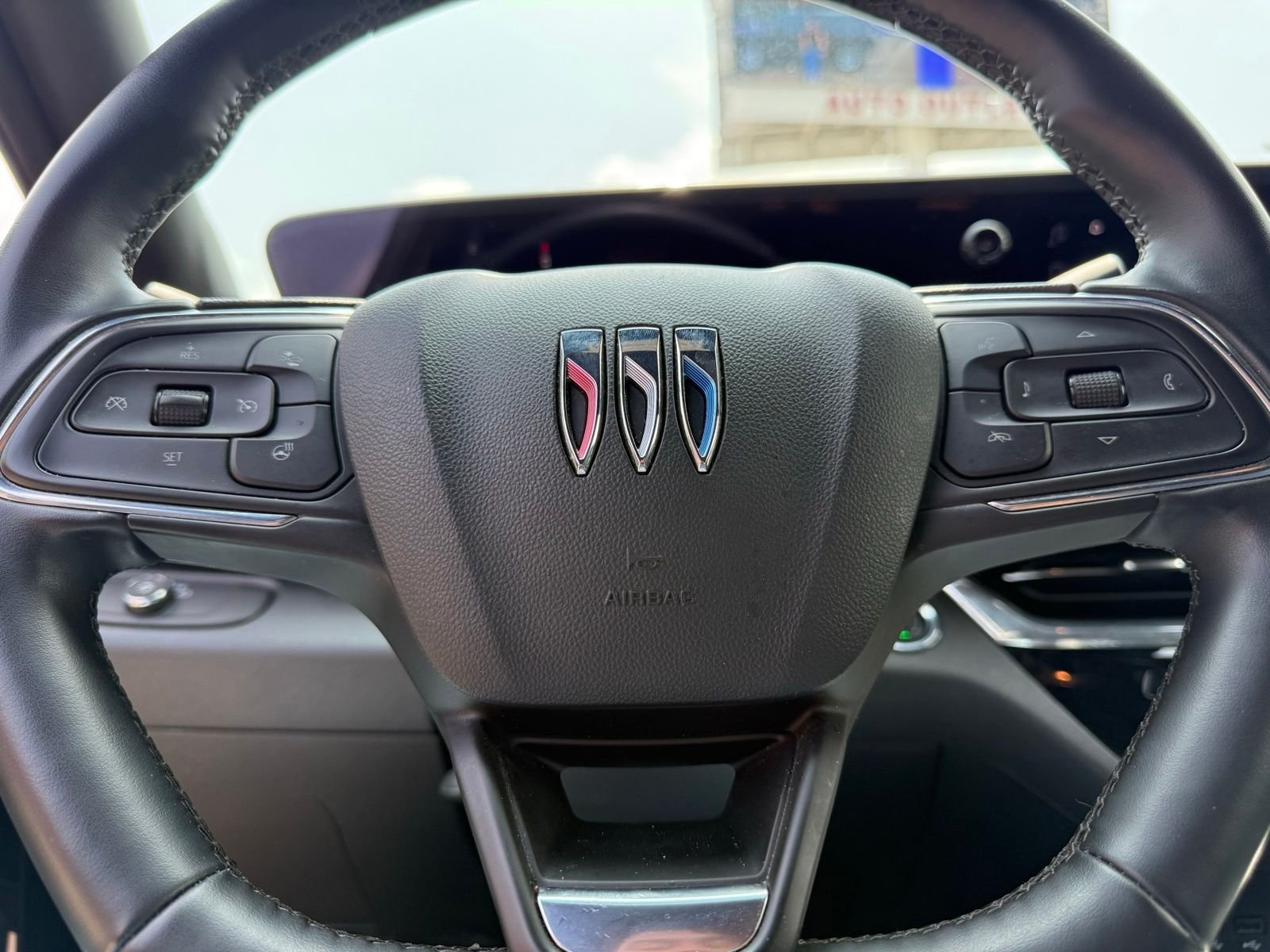 Used 2025 Black Buick Avenir image 8