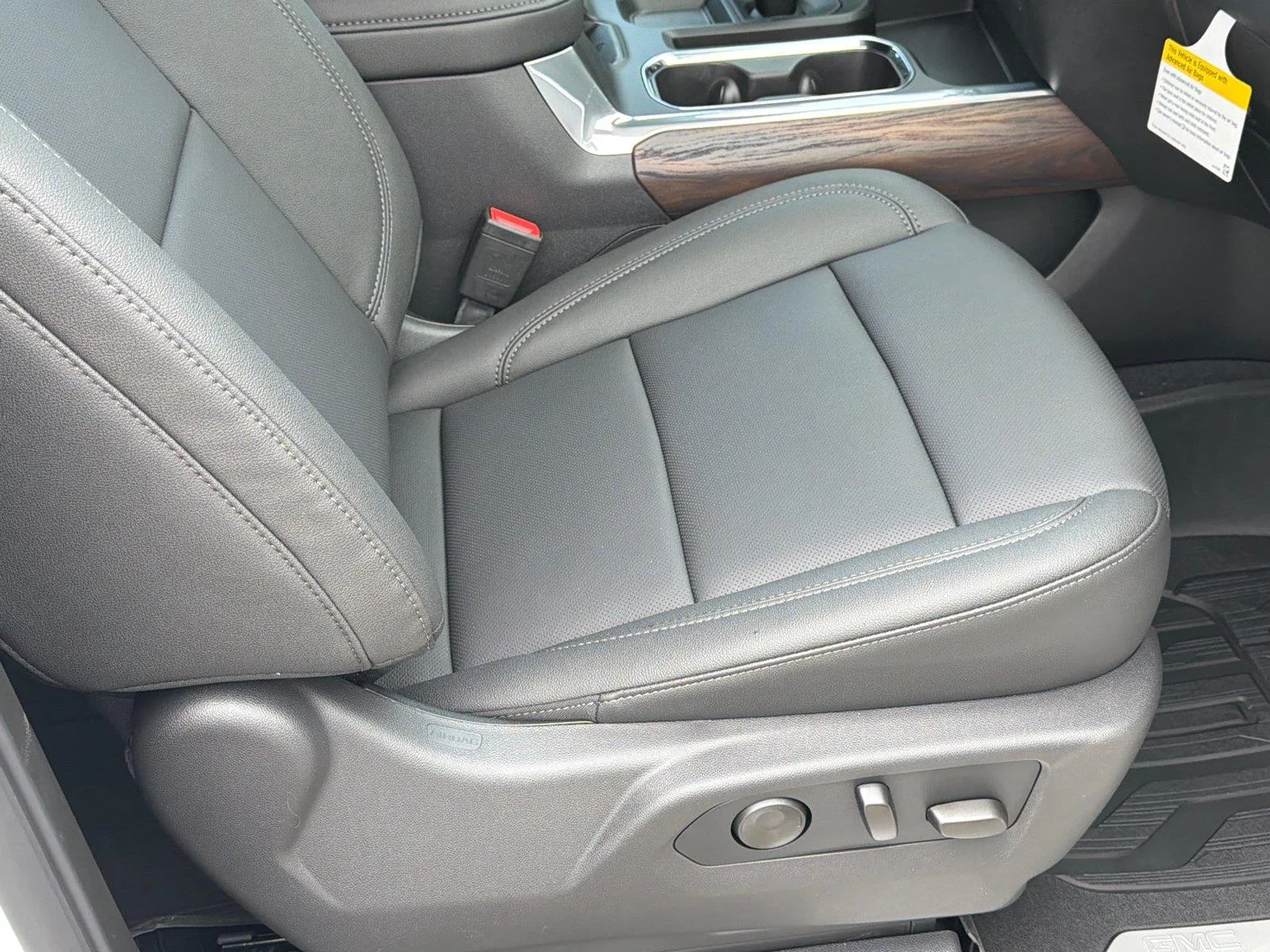 2026 GMC Sierra 1500 SLT - Photo 10