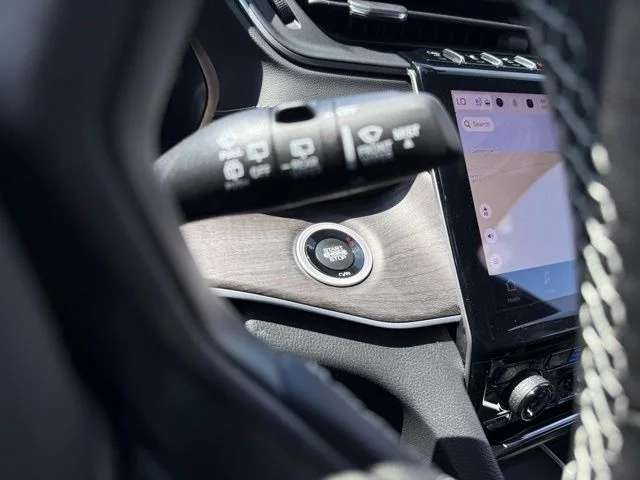 2025 Jeep Grand Cherokee Limited - Photo 23