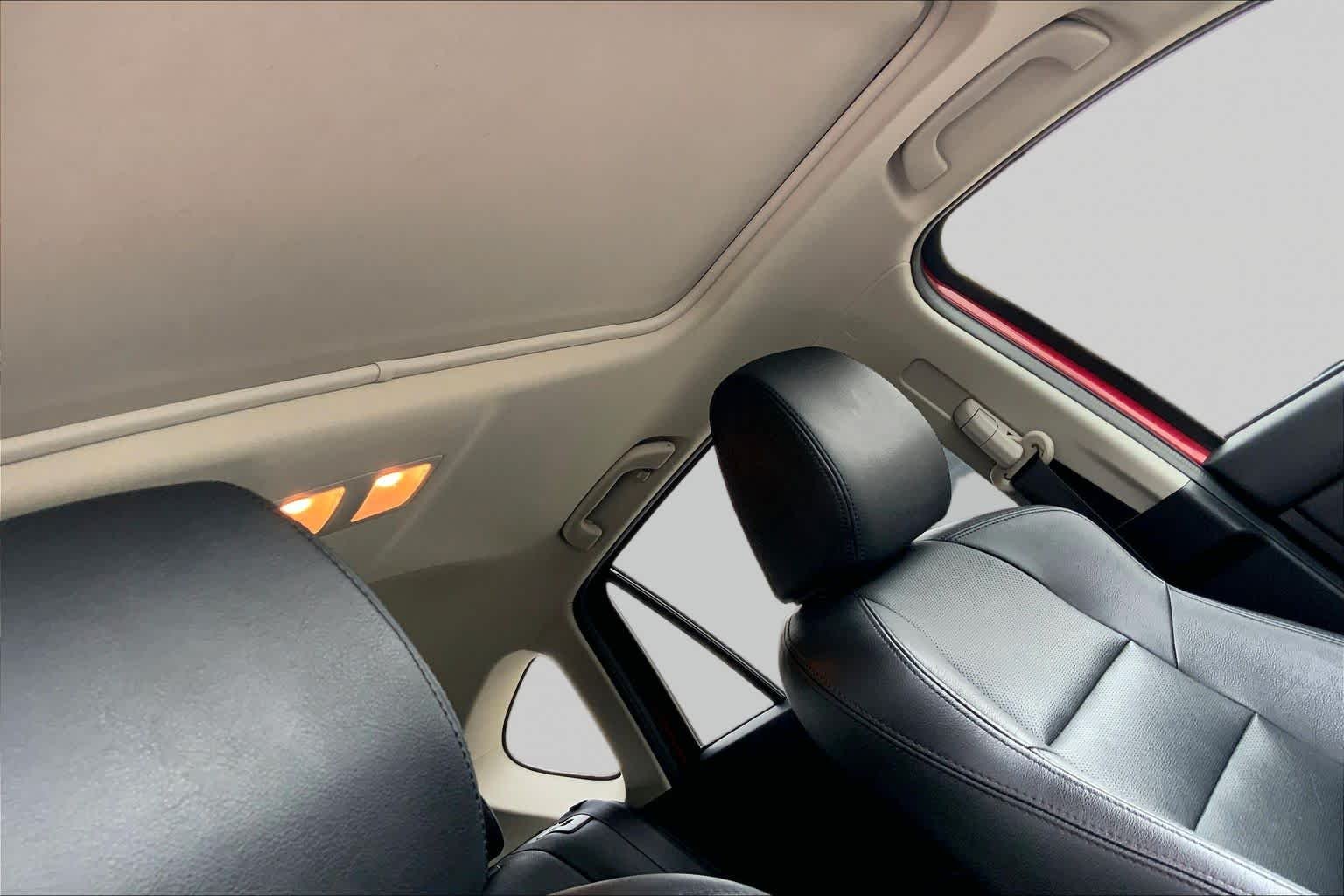 Used 2016 Soul Red Metallic Mazda Grand Touring image 14