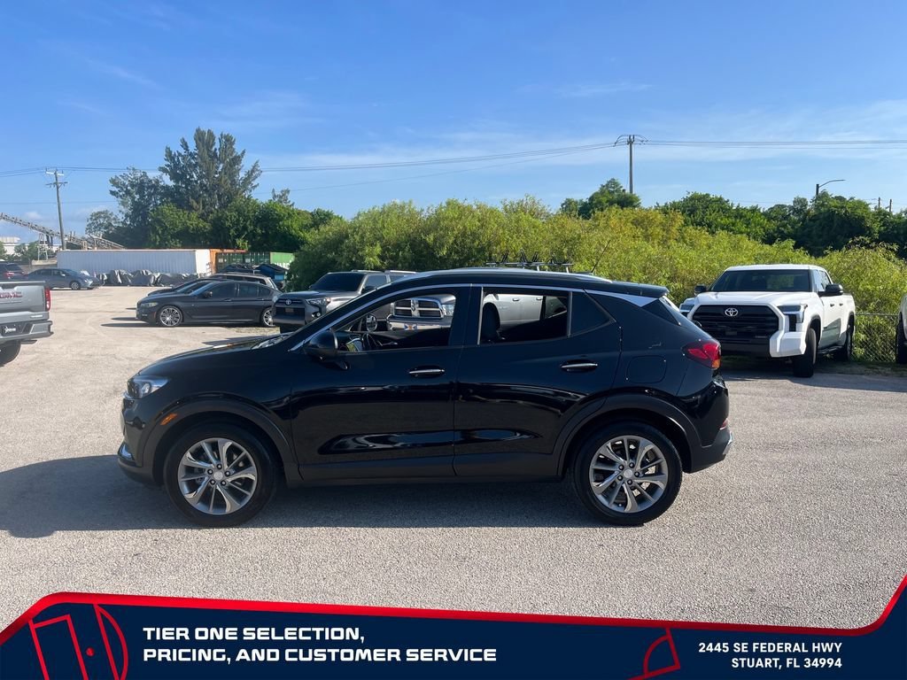 Used 2023 EBONY TWILIGHT METALLIC Buick Essence image 8
