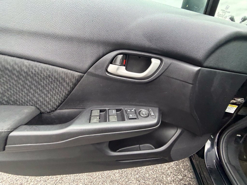 Used 2015 Black Honda LX image 13