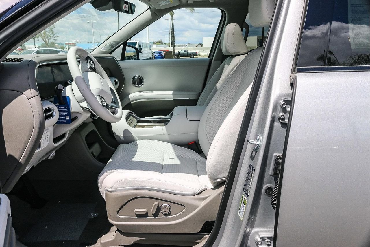 New 2026 Silver Hyundai Limited image 21