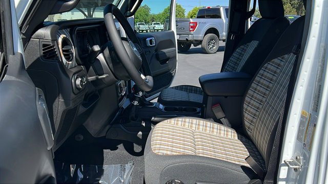 New 2026 Bright White Clearcoat Jeep 85th Anniversary image 16