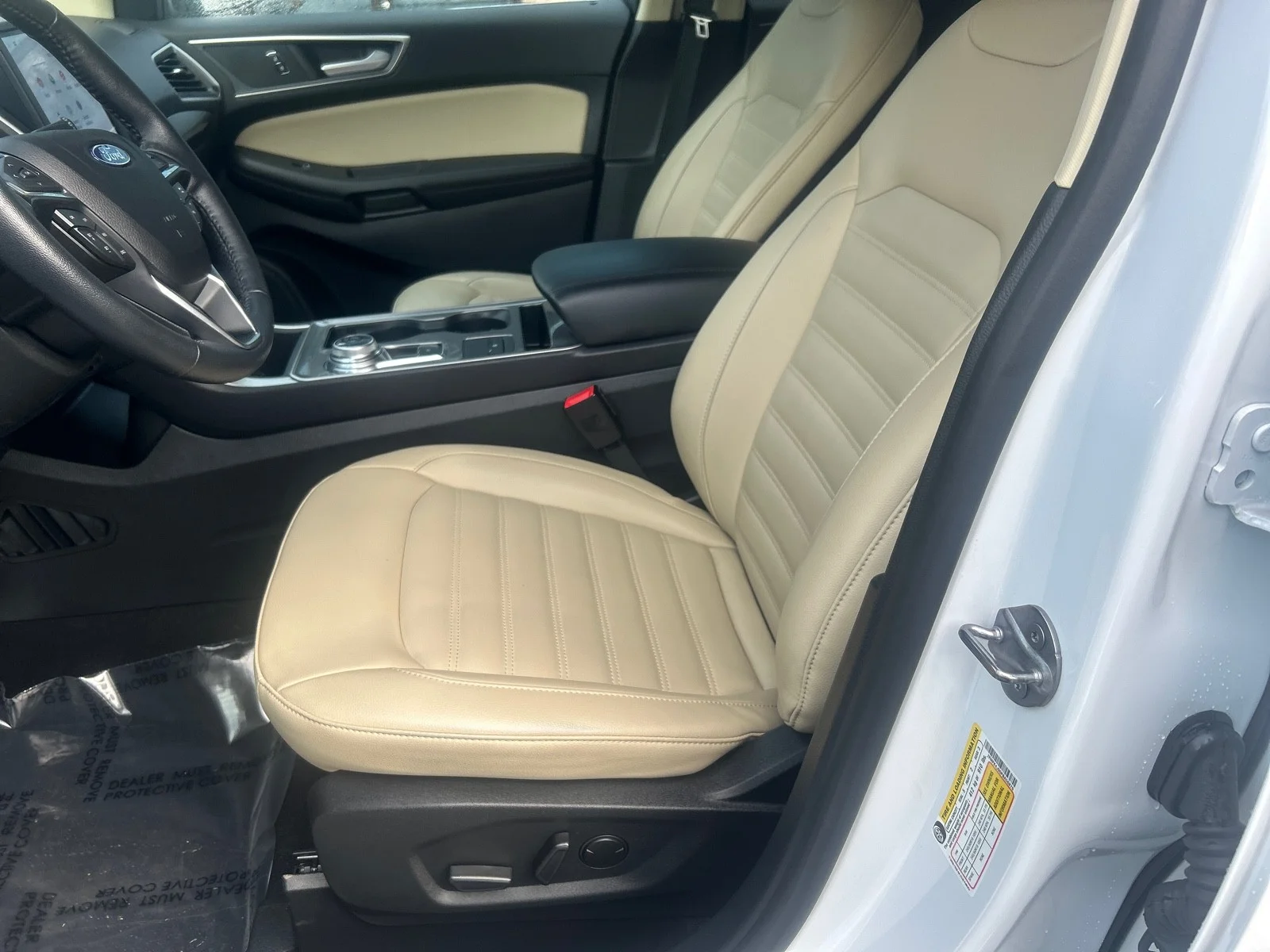 Used 2023 White Ford SEL image 11