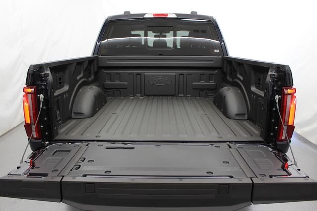 New 2026 Blue Ford Tremor image 9