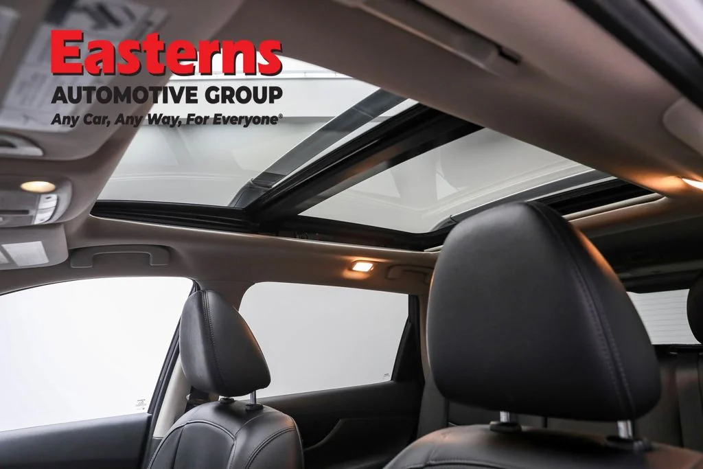Used 2019 Gray Nissan SL image 36