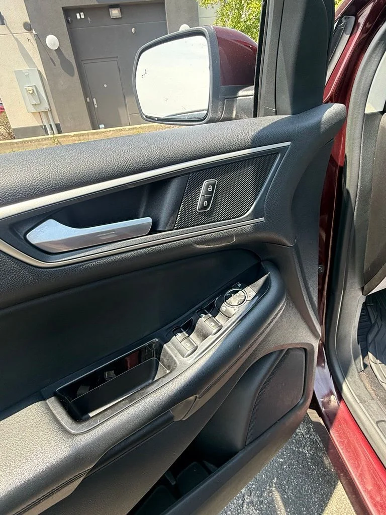 Used 2020 Red Ford SEL image 12