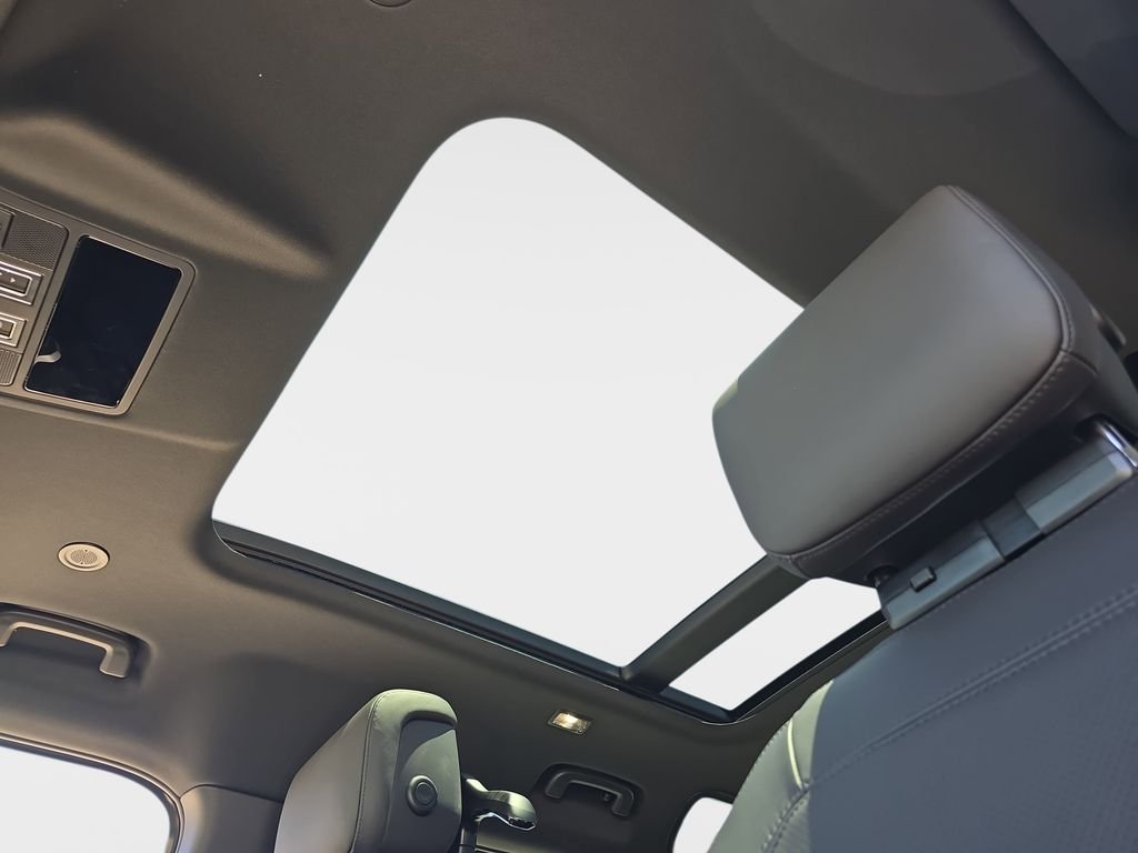 New 2026 Santorini Black Land Rover X-Dynamic SE image 30