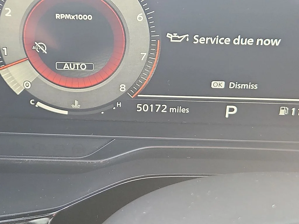 Used 2023 Blue Nissan Platinum image 22